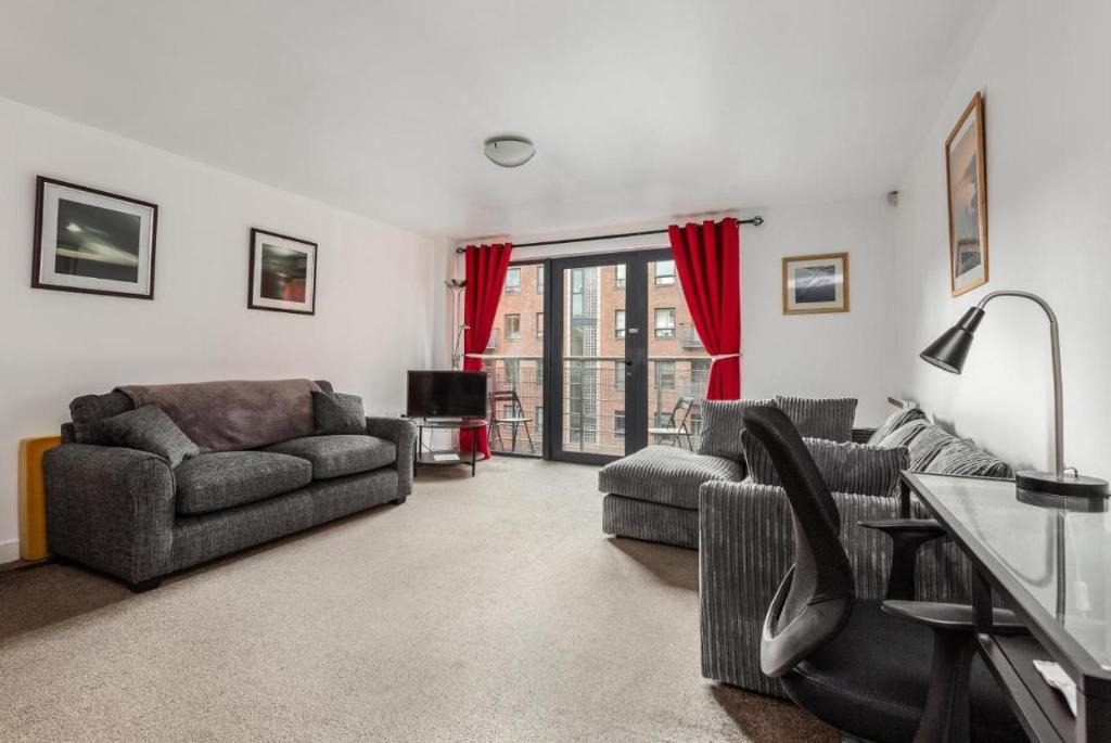 Tipton Apartment | Tipton 2 bed apartment