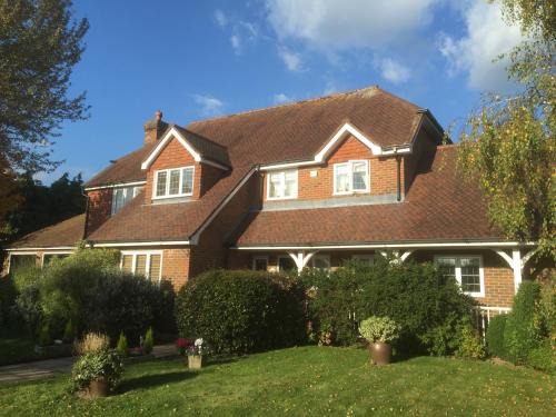 Thakeham Bed & Breakfast | Tirol House