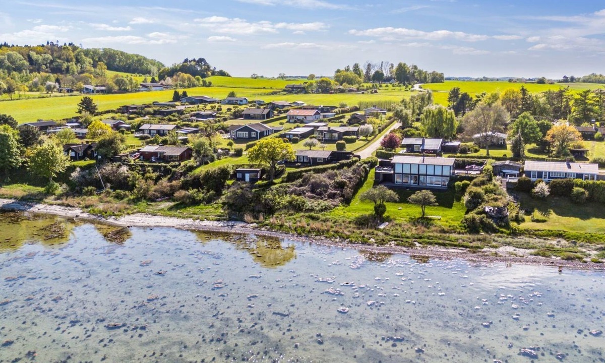 Holbaek House | "Titta" - 10m to the fjord by Interhome