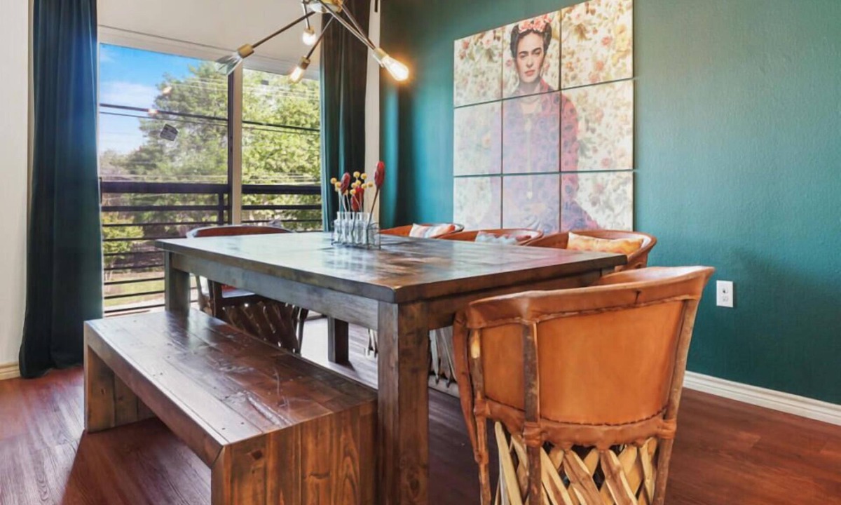 North Loop Apartment | TNC #205 xxxxxxxxxxx