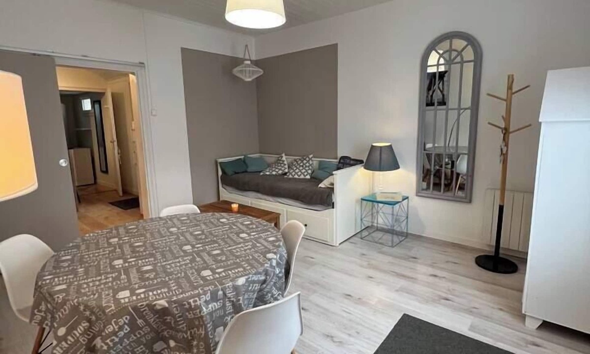 La Rogere Apartment | To complete
