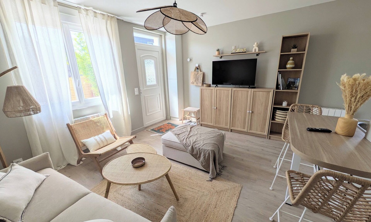 Chateau House | To complete