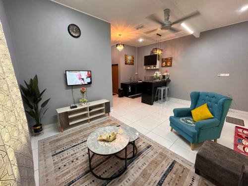 Kusial House | Tok Wan's Studio Homestay