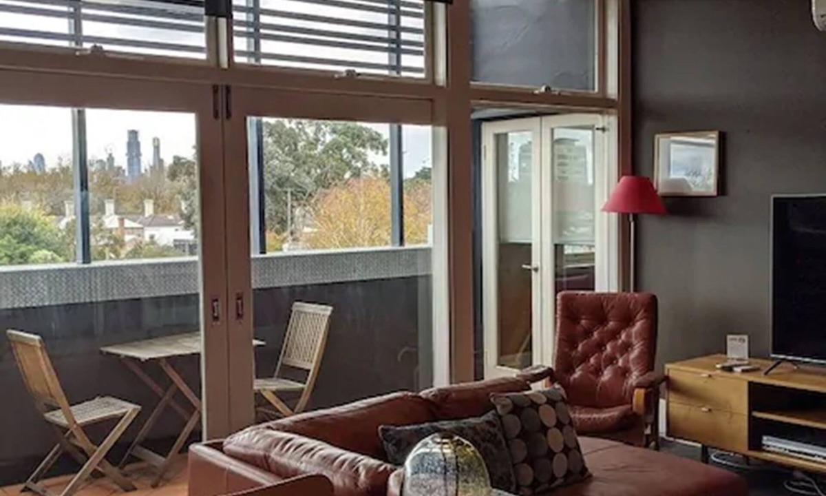 St Kilda Hotel | Tolarno Hotel