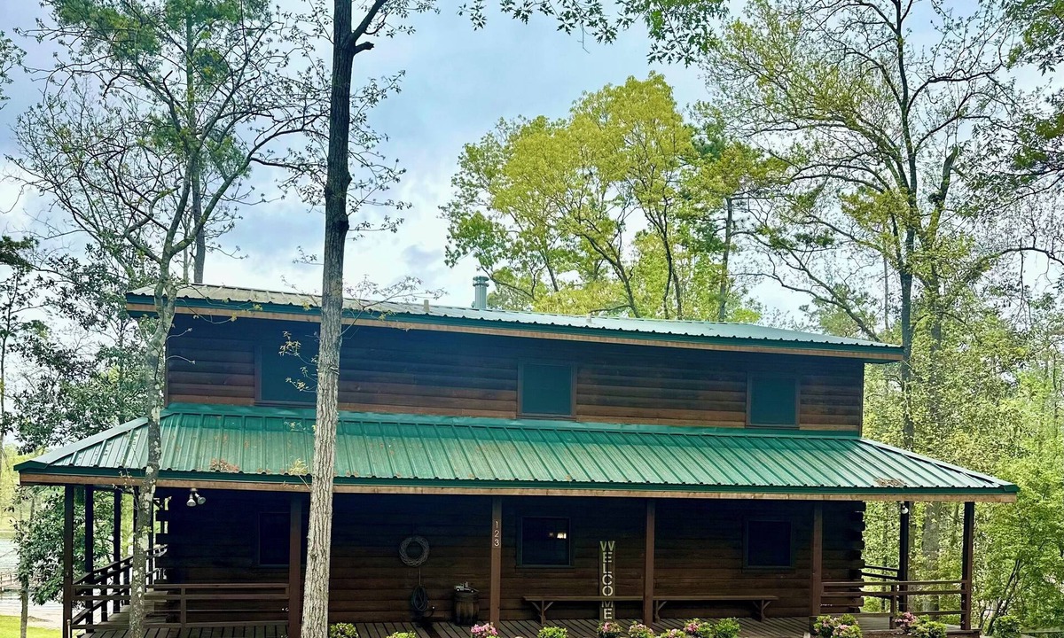 South Toledo Bend House | Toledo Bend Lakefront Escape: Come Relax, Fish and Unwind at the Big Easy