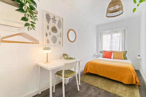 L'Hospitalet de Llobregat House | Toledo House Habitacion privada en apartamento y baño compartido 3 planta sin ascensor