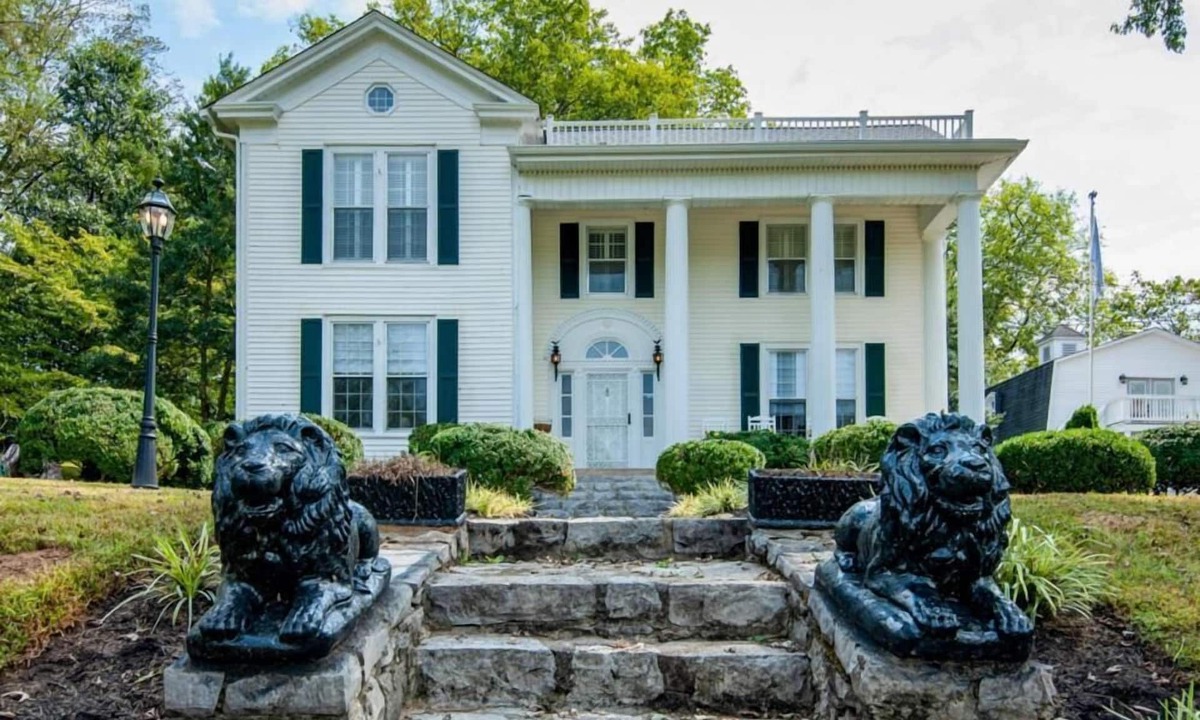 Lynchburg Bed & Breakfast | Tolley House