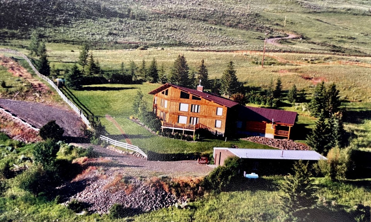 Emigrant House | Tom Miner Creek Main House