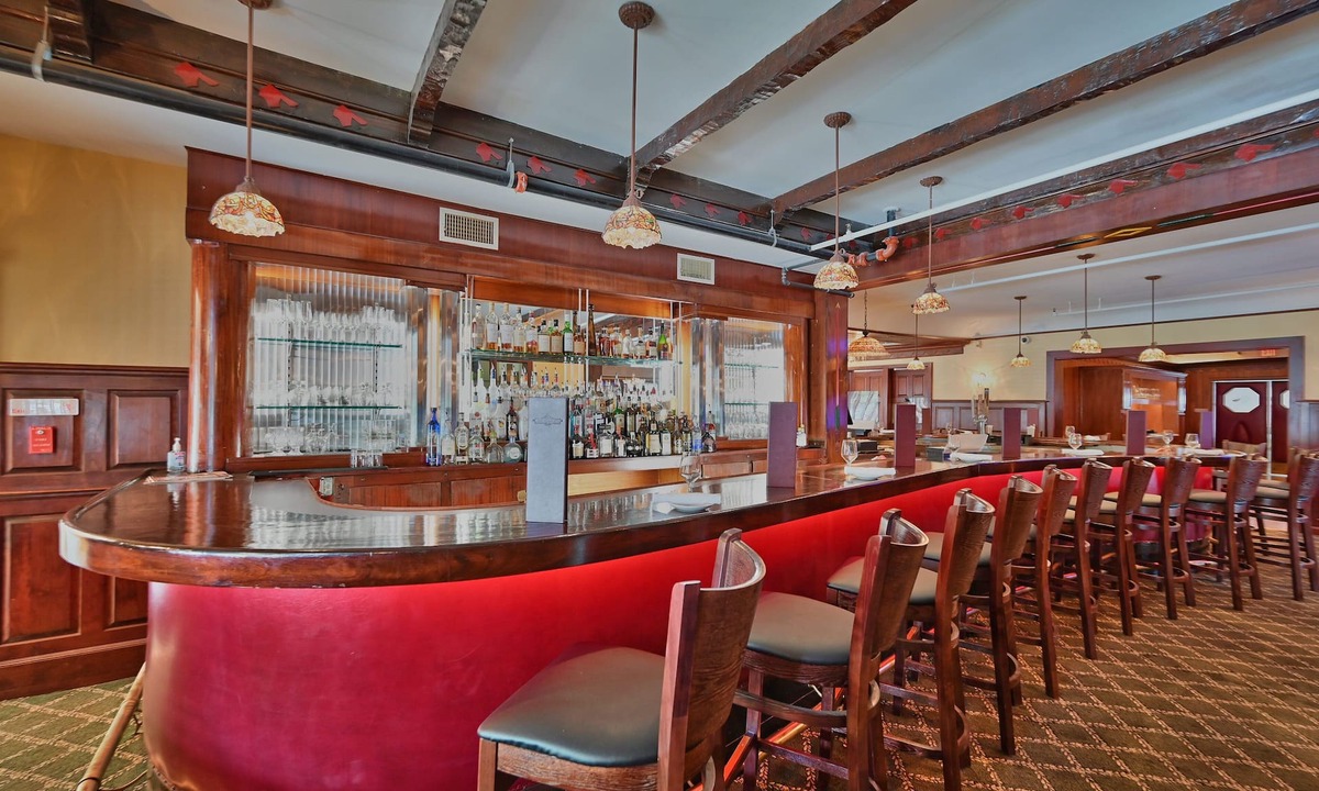 Milford Hotel | Tom Quick Inn