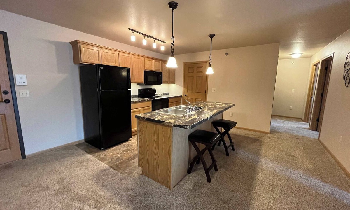 Tomah Apartment | Tomah Apartment: 2 Bedrooms, Balcony, Fitness Center & Family-Friendly!