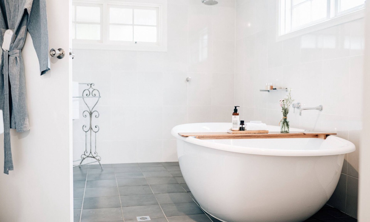 Light Pass Cottage | Tomfoolery Winegrower's Cottage