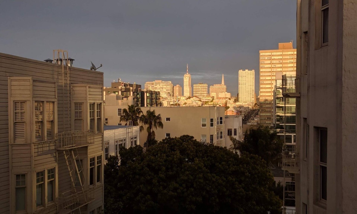 Lower Pacific Heights Condo | Tommy Tee's City Loft