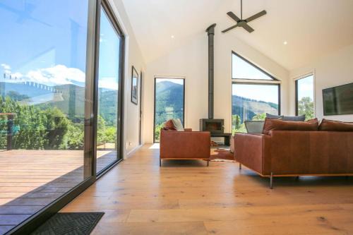 Wandiligong House | Tonga Park Retreat