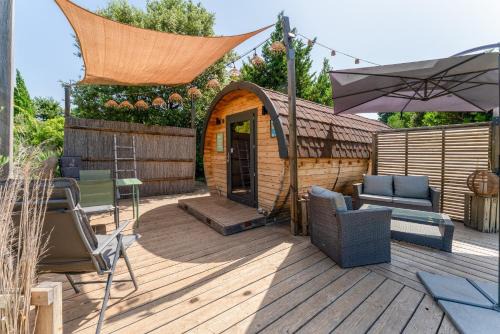 Jonquieres House | Tonneau Prestige