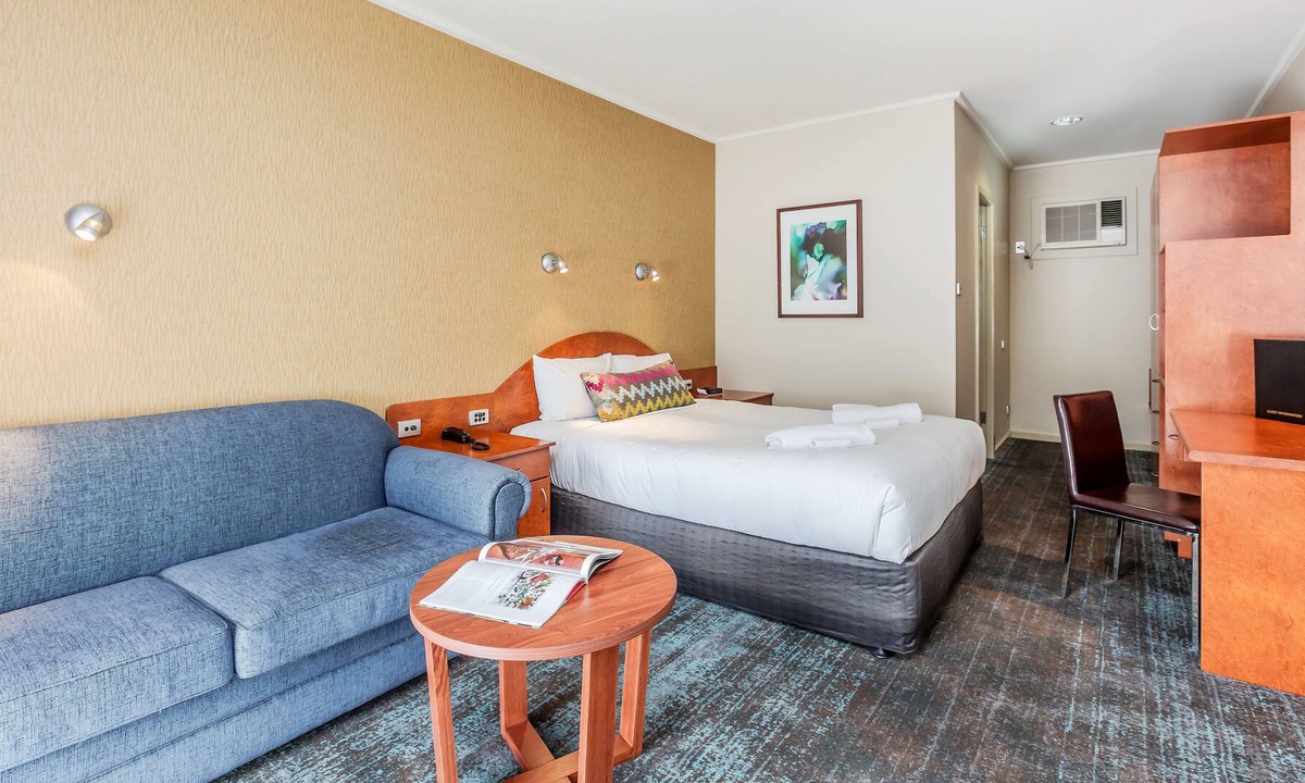 Tonsley Hotel | Tonsley Hotel