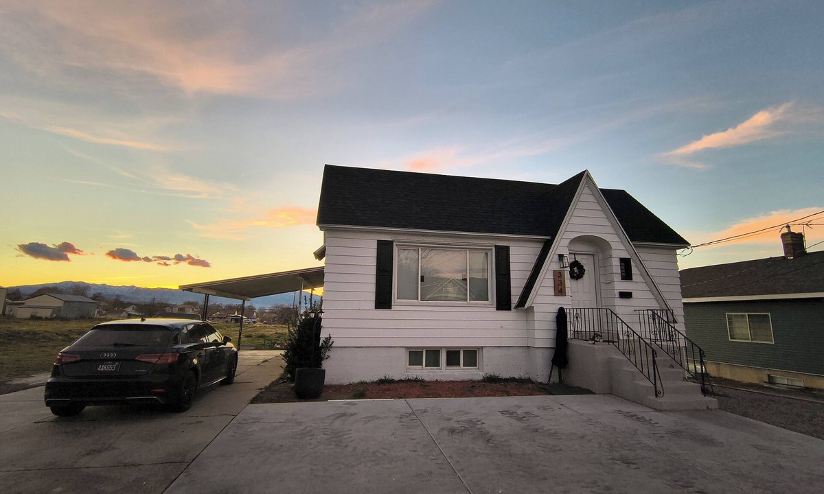 Tooele House | Tooele historic home on Main Street