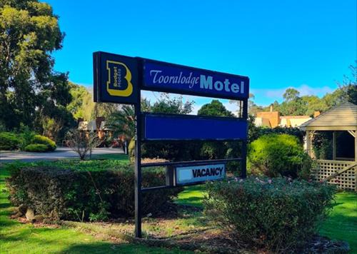 Toora Hotel | Toora Lodge Motel