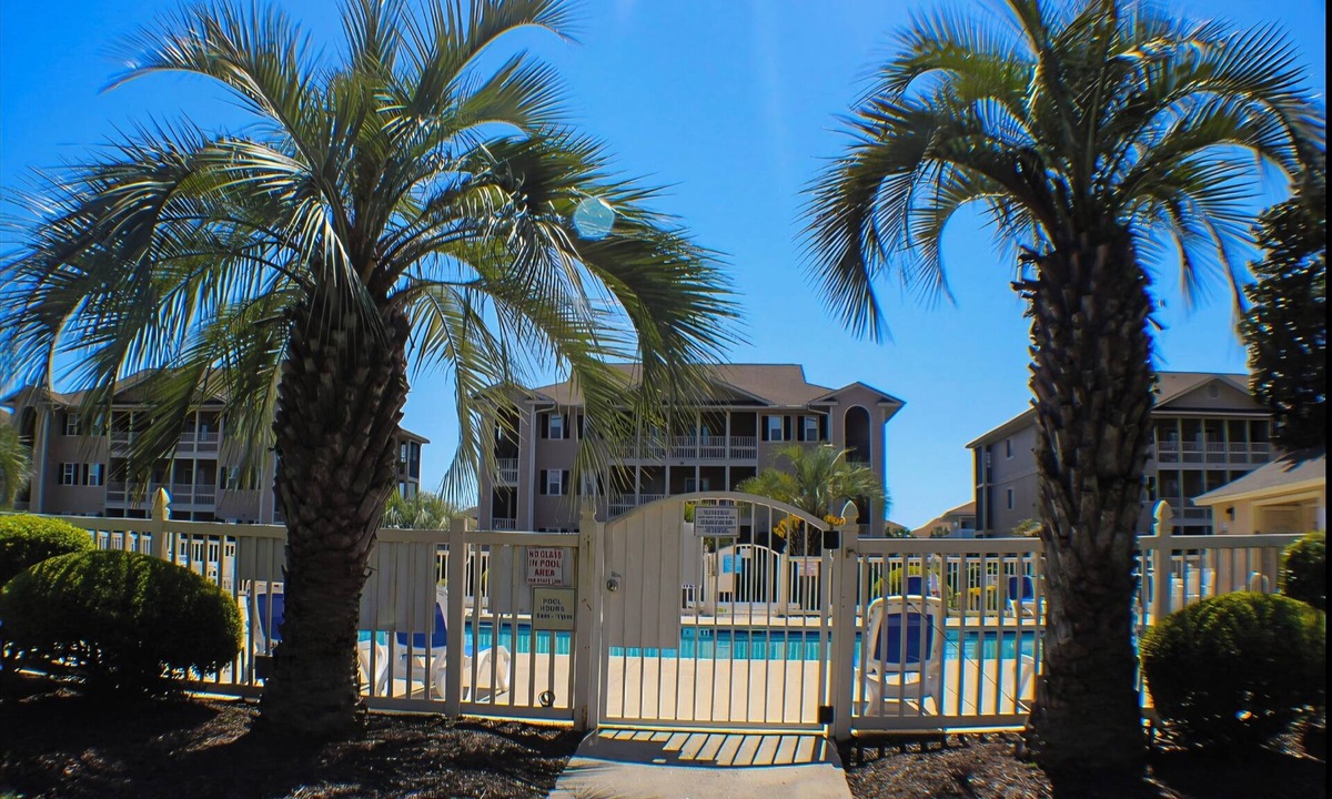 Cherry Grove Beach Condo | Top-3rd Floor Condo, minutes from Beach w/Free Passes to local gym, no elevator