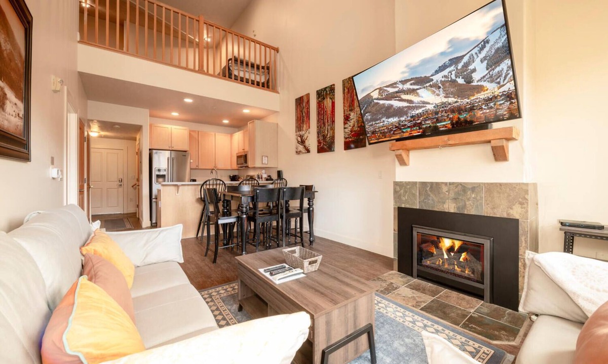 Kimball Junction Condo | Top-Floor Condo w/Mountain Views, Loft, Heated Garage – Sleeps 5