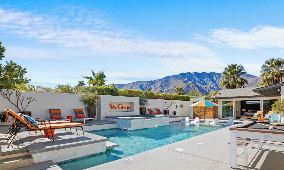 Racquet Club Estates House | Top Rated Palm Springs Luxury Oasis – Pool, Spa & Mountain Views!