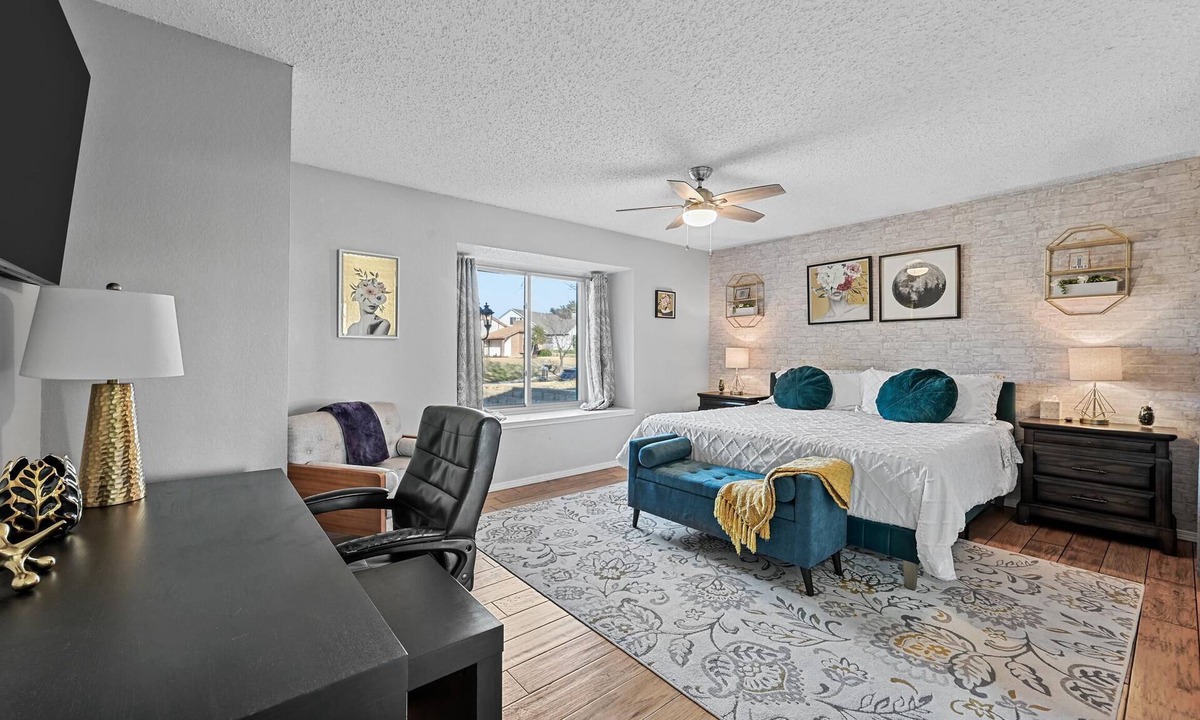 Mesquite House | Top Rated Spacious Home with Amazing Backyard and Pool. Close to Everything.