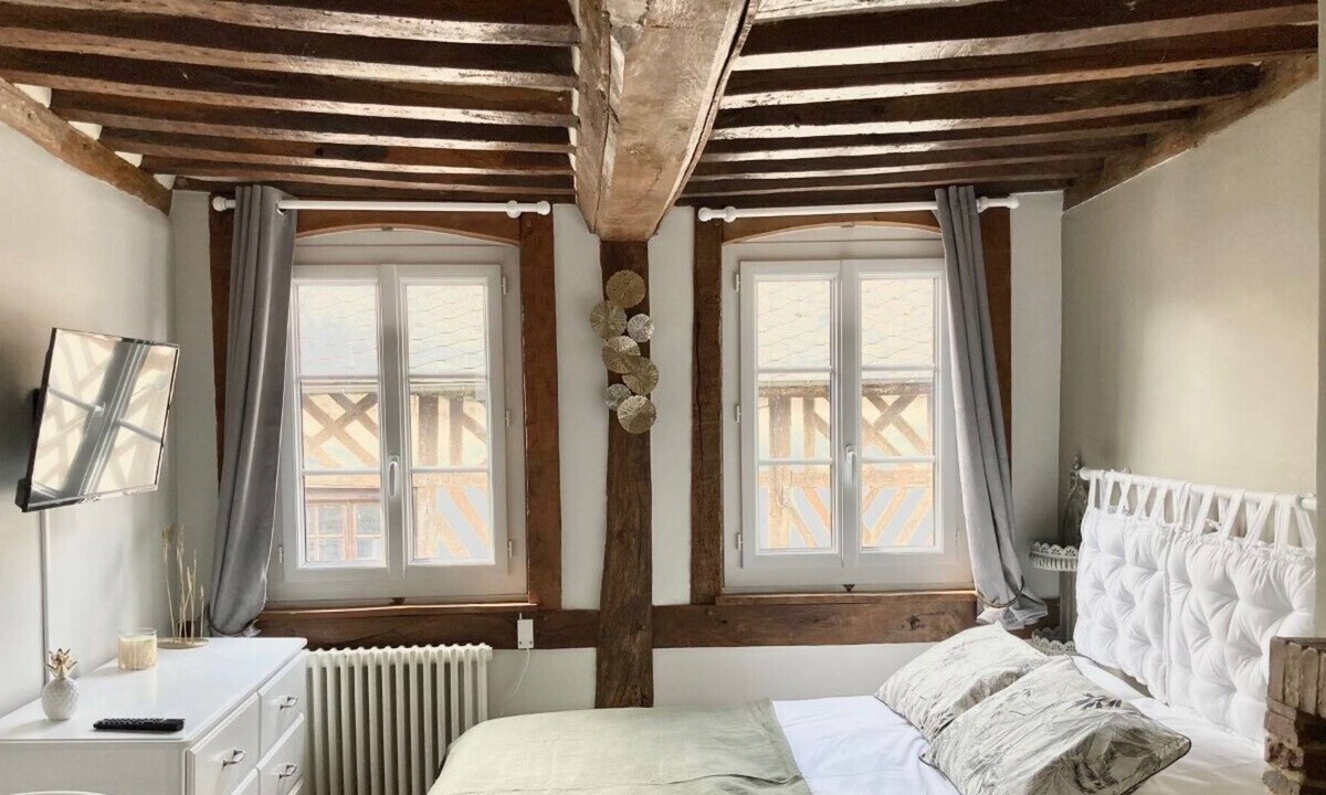 Cormeilles House | Topaz House Cormeilles