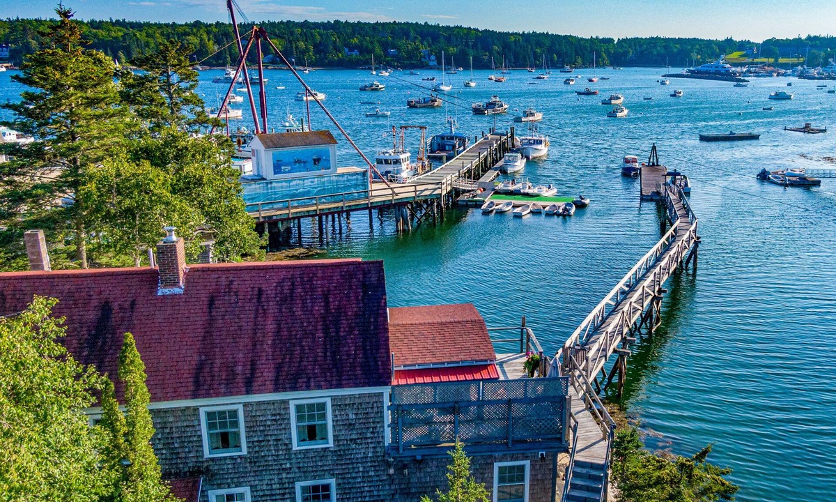 Southwest Harbor Apartment | Topside - Cozy 2BR Unit w/Dockside Views