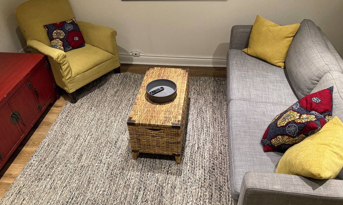The Beaches Apartment | Toronto Beaches-Fresh and cozy guest suite in great location