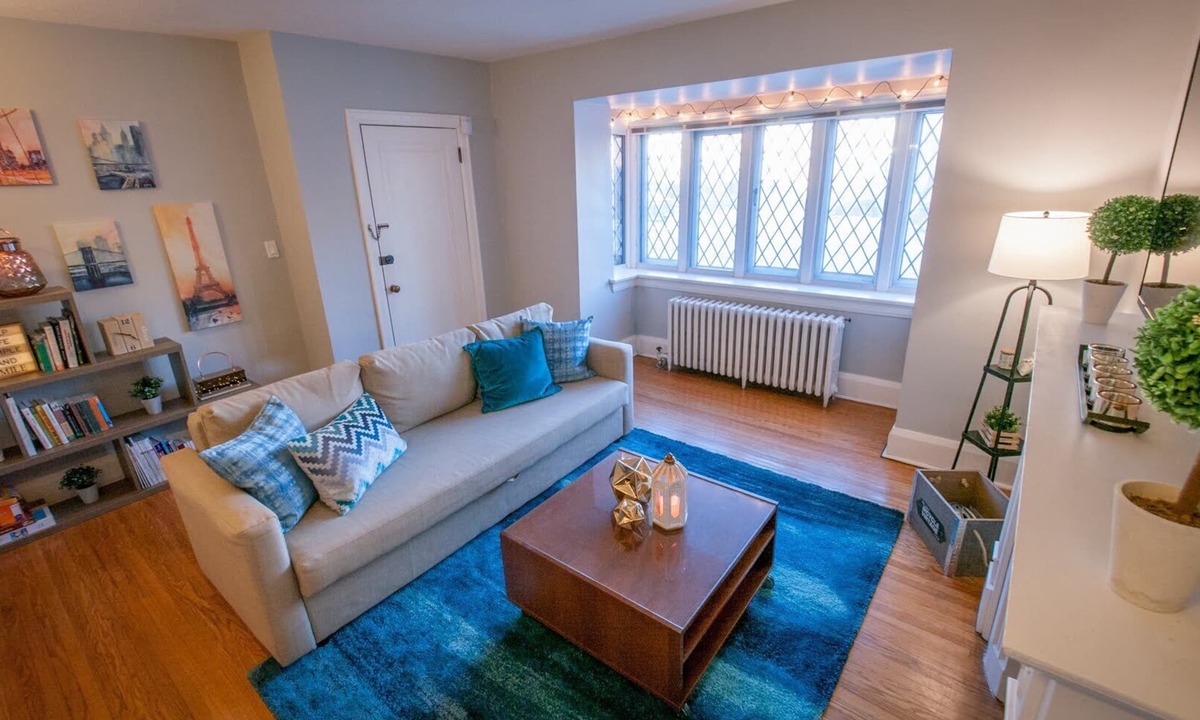 Lytton Park House | Toronto Midtown Cozy - Sleeps 6 with private parking