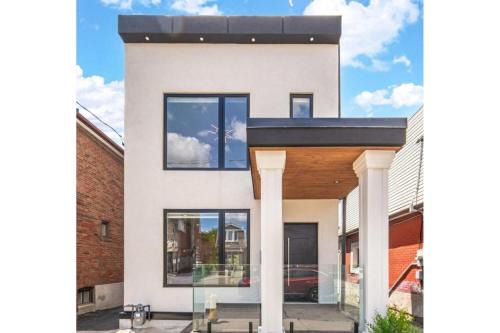 Oakwood Village House | Toronto Midtown Luxury Living