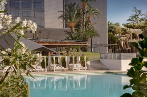 La Maternitat i Sant Ramon Hotel | Torre Melina, a Gran Meliá Hotel