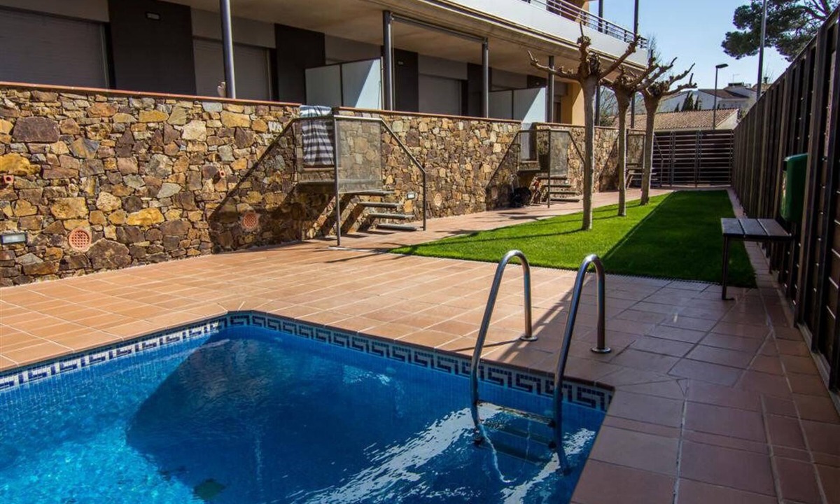 Santa Margarida Apartment | Torre Quimeta 4A - Three Bedroom Apartment, Sleeps 6