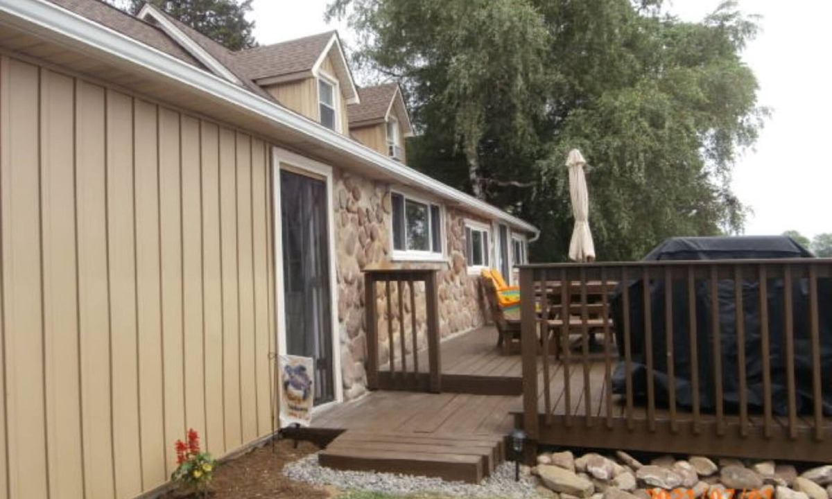 Sodus Point House | Tortuga Cove is a whole house with spectacular bay views.