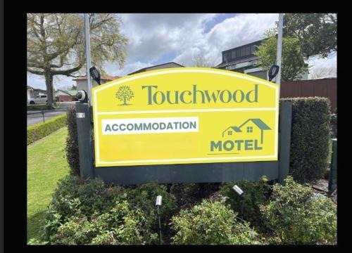 Pukekohe Hotel | Touchwood Motor Lodge