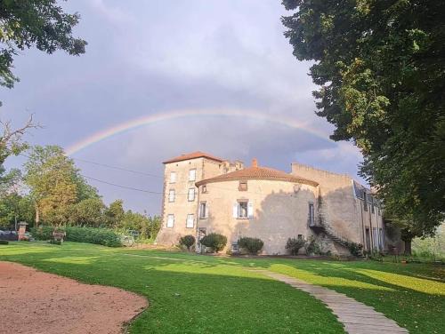 Le Cendre Apartment | Tour du Château de Gondole