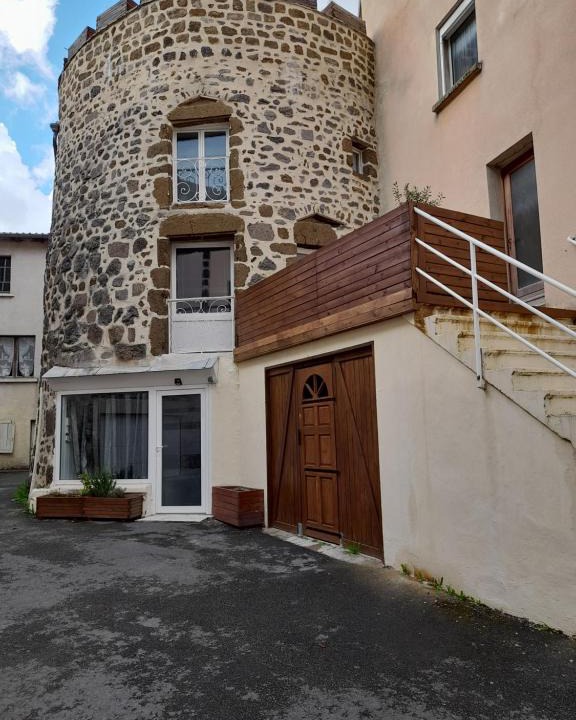 Loudes Apartment | Tour médiévale de l'an mille