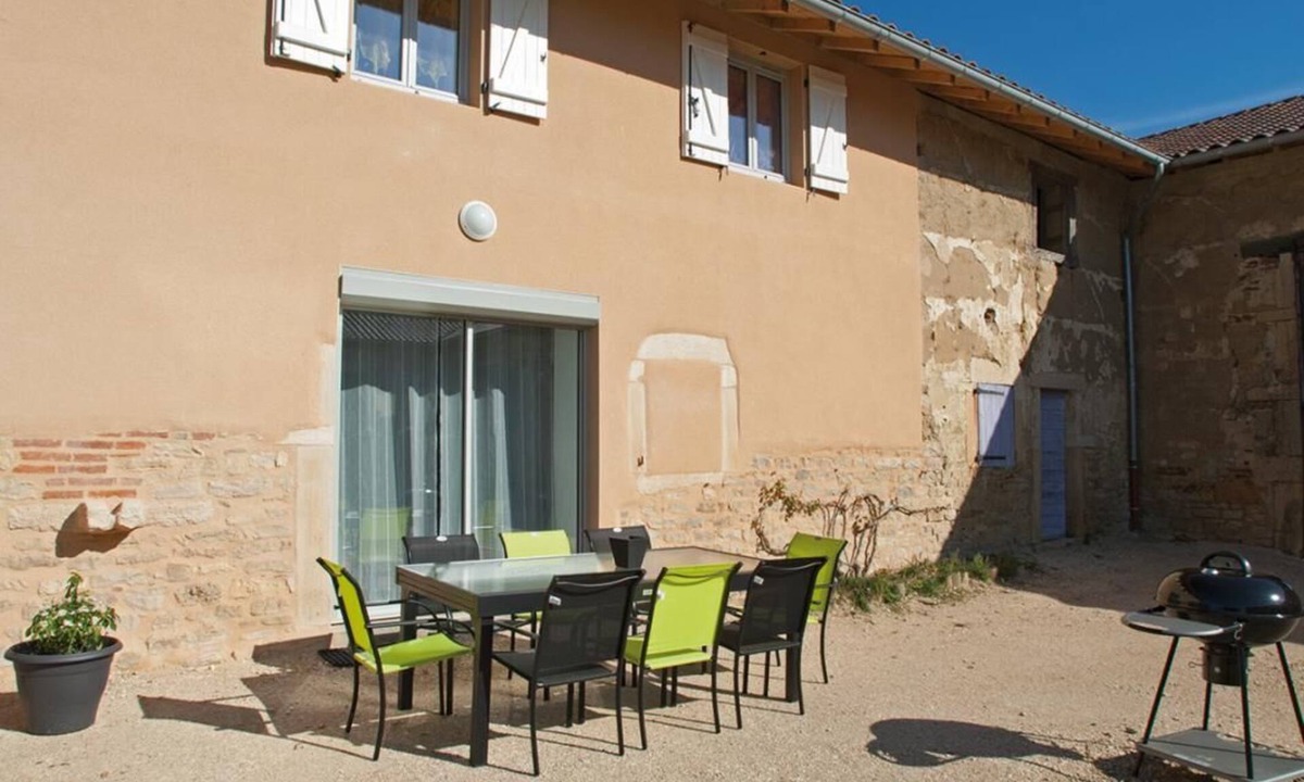 Saint-Benigne House | Tournesol - Saint-benigne