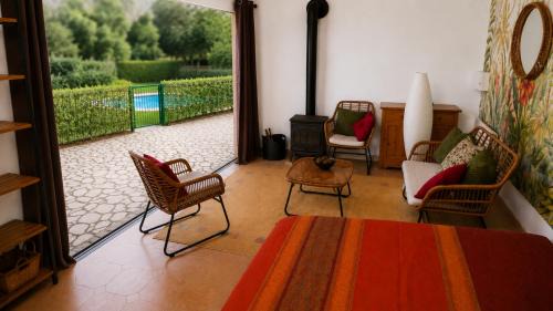 Saint-Avertin Ski Chalet | TourTour in the Loire Valley poolside Chalet