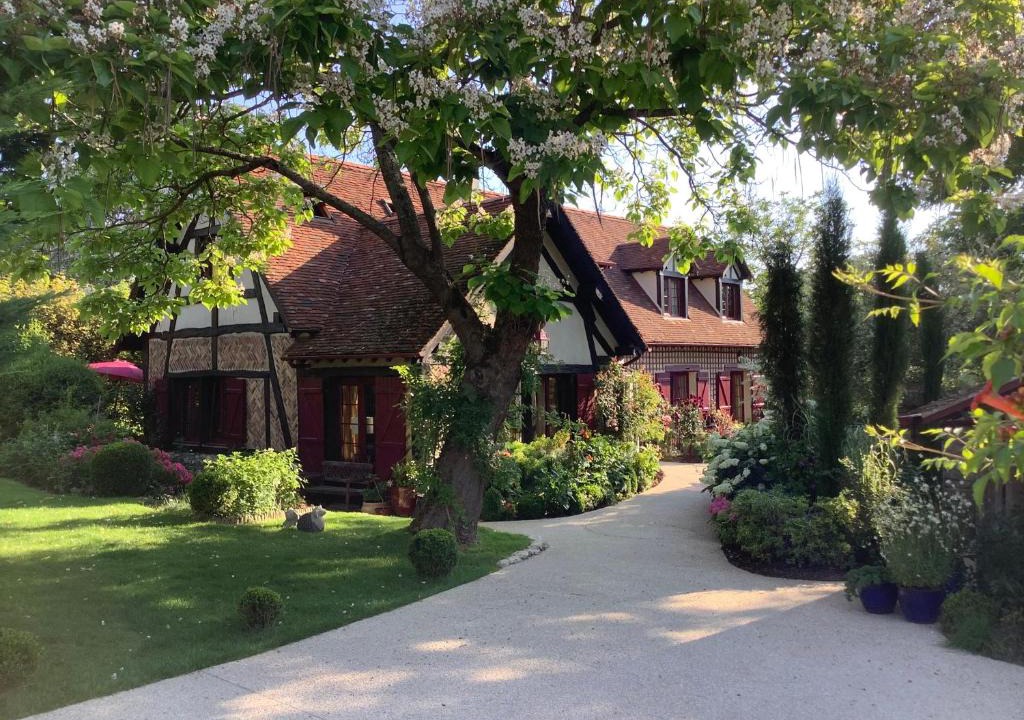 Veneux-les-Sablons Bed & Breakfast | Toute Une Histoire près de Fontainebleau