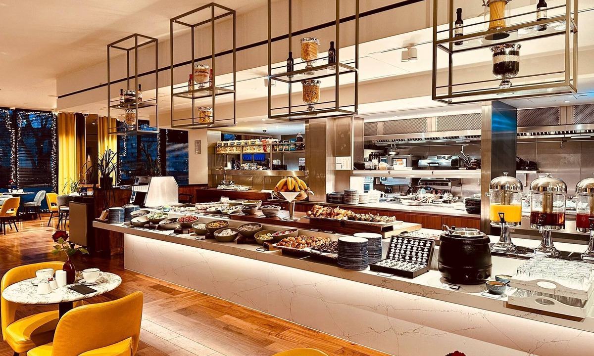 Tower Hill Hotel | Tower Suites by Blue Orchid