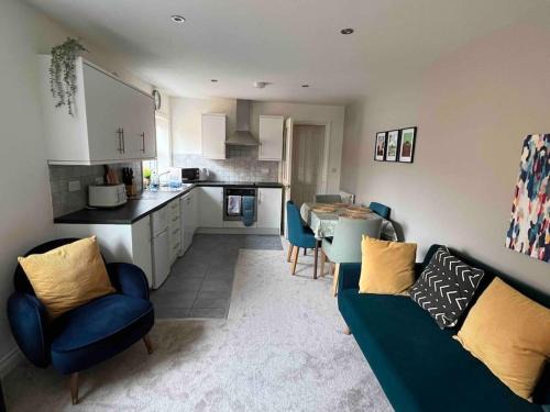 Wallingford Apartment | Town centre apartment with parking