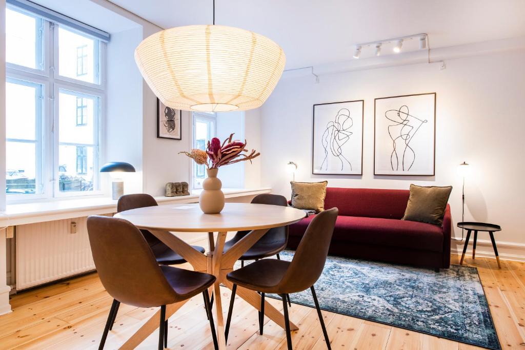Copenhagen City Centre Apartment | Town Hall Apartments by Daniel&Jacob's