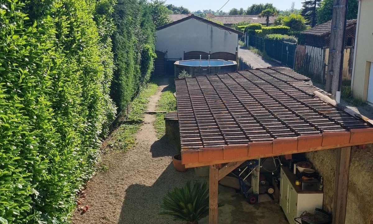 Marciac House | Town house