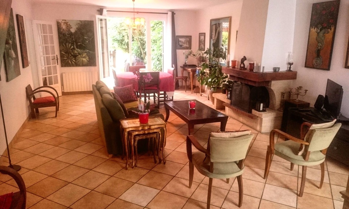 Les Essarts-le-Roi House | Town house in Chevreuse valley