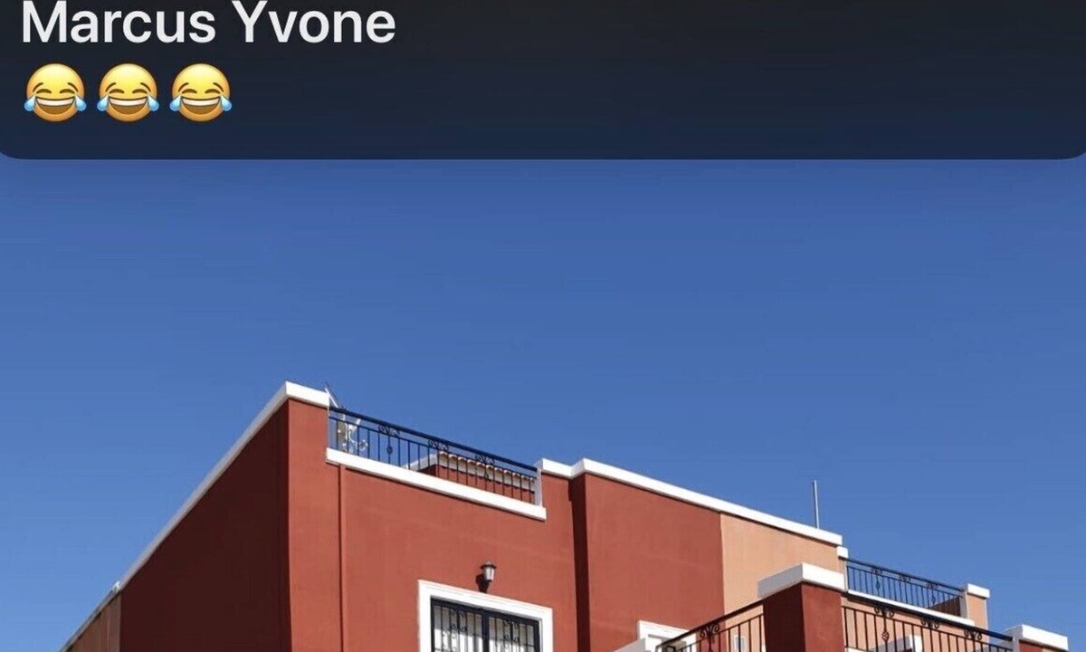 Los Montesinos House | Town house la herrada 3 bedroom 2 bathroom which includes a large communal pool