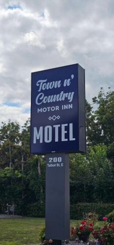 Ruthven Hotel | Town'n Country Motor Inn