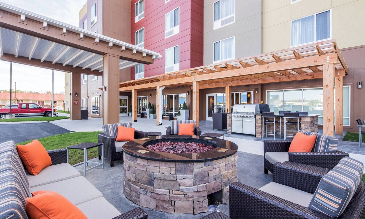 Cleveland Hotel | TownePlace Suites by Marriott Cleveland