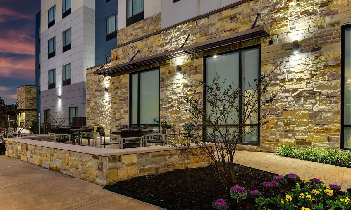 North Shore Hotel | TownePlace Suites by Marriott Houston I-10 East