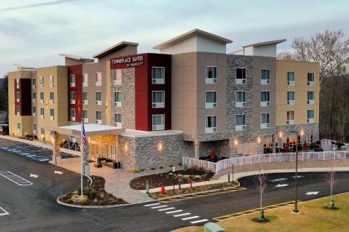 Clinton Hotel | TownePlace Suites by Marriott Clinton