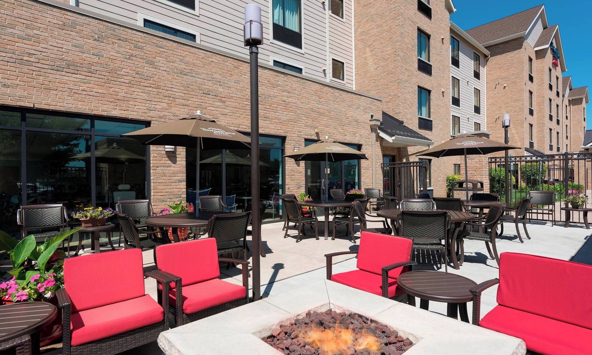 Joliet Hotel | TownePlace Suites by Marriott Joliet South